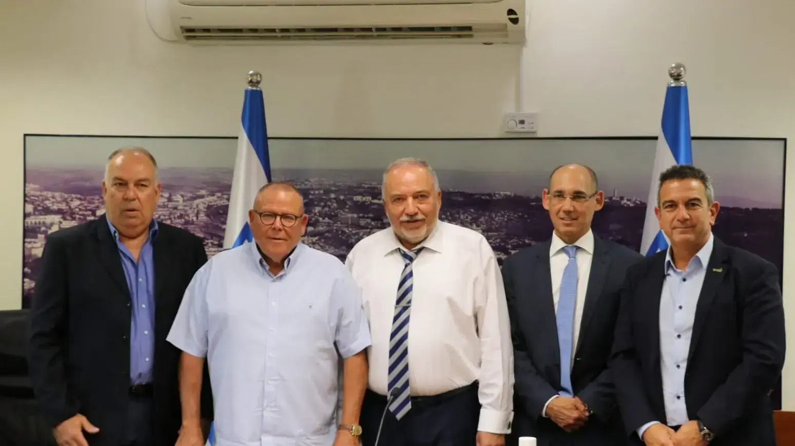 פגישת שר האוצר עם יו"ר ההסתדרות, נגיד הבנק ובכירי המגזר העסקי