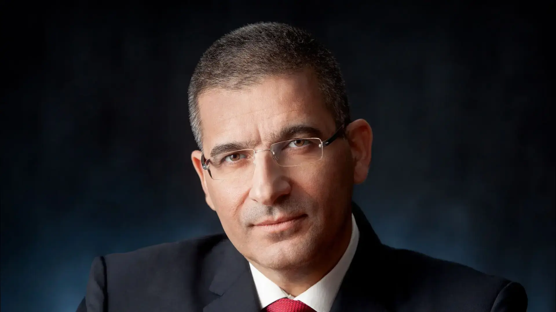 יעקב אטרקצ'י, מנכ"ל ומבעלי חברת אאורה