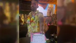 ברמן מציל נשים מלקוח קריפי