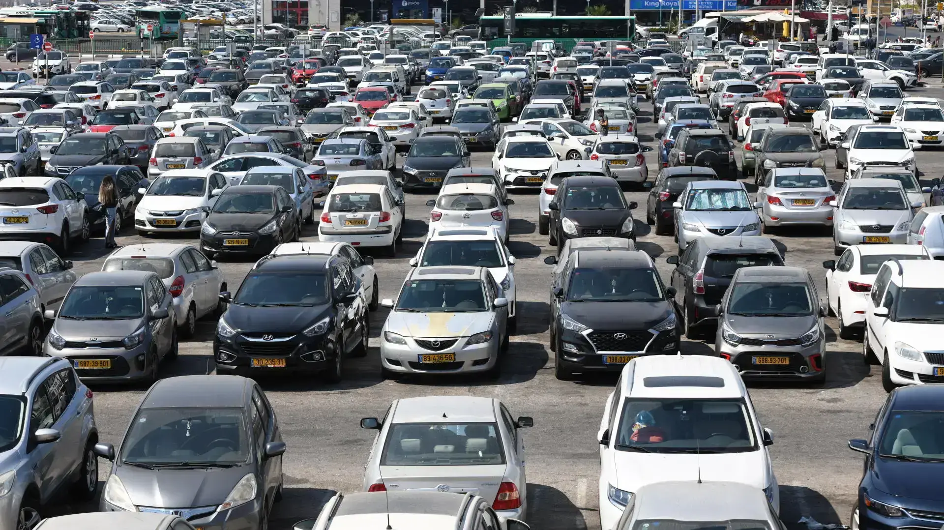 חניון קניון הזהב, ראשון לציון, 11 באוגוסט 2021