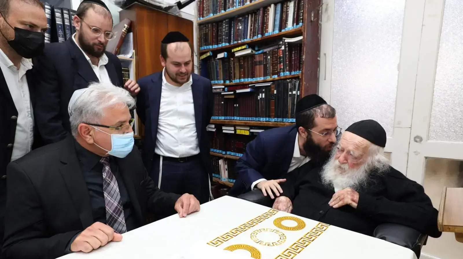 מרן שר התורה הרב חיים קנייבסקי מרן שר התורה הרב חיים קנייבסקי
