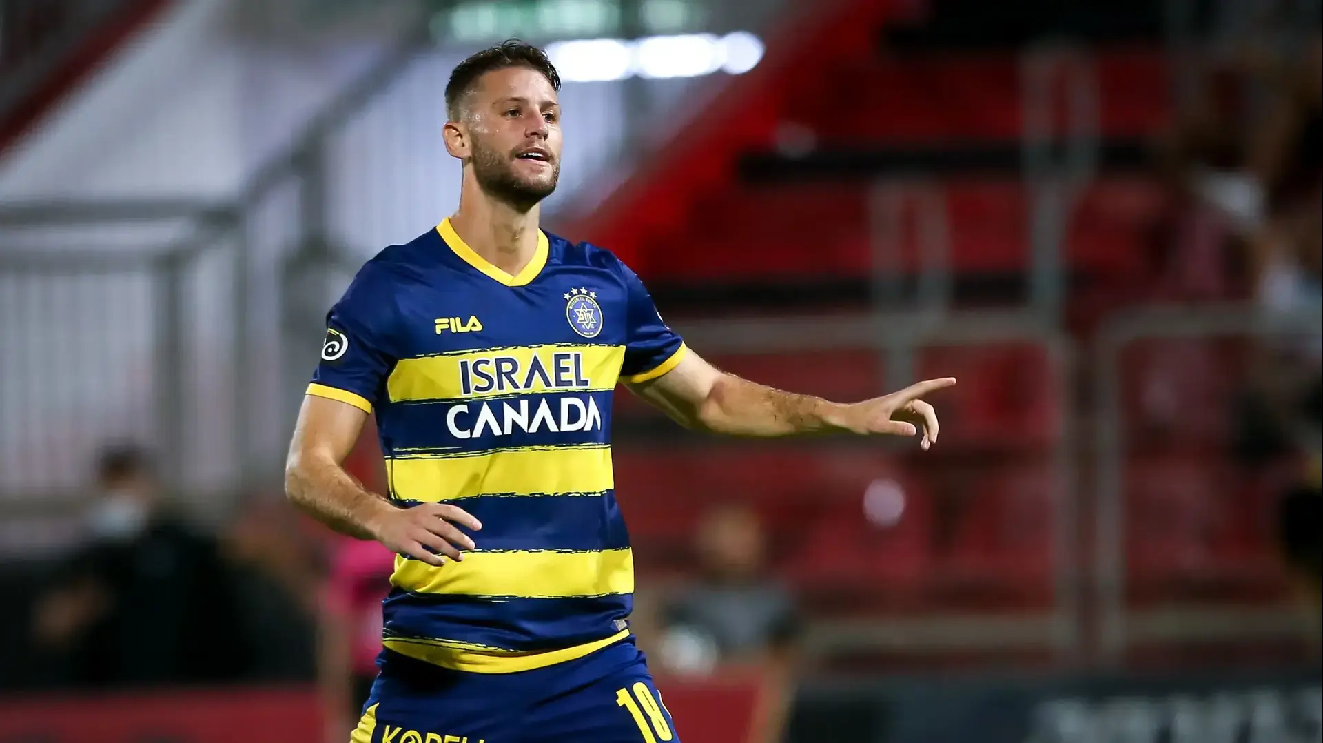 עדן שמיר שחקן מכבי תל אביב עדן שמיר שחקן מכבי תל אביב