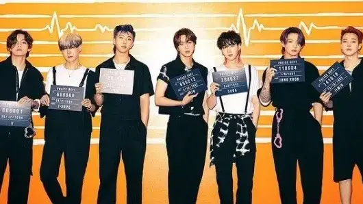 BTS עם השיר BUTTER BTS עם השיר BUTTER