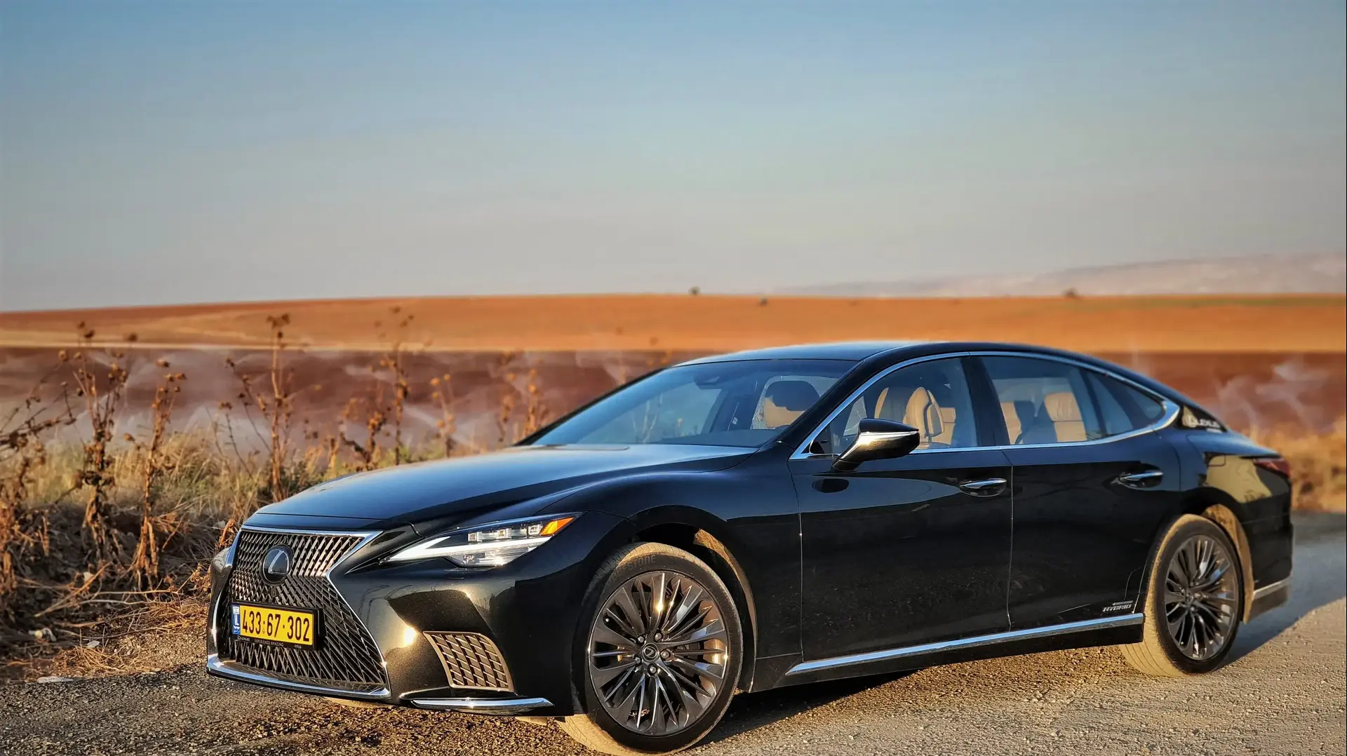 מבחן דרך: לקסוס LS500h