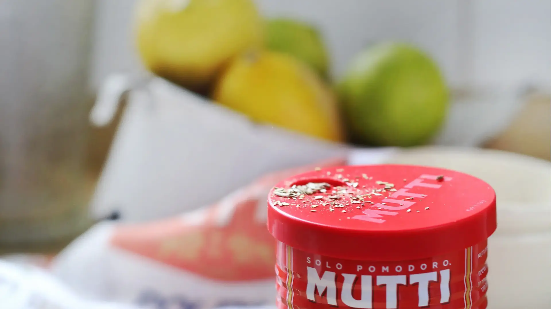 מכסה לפחיות ריקות של mutti