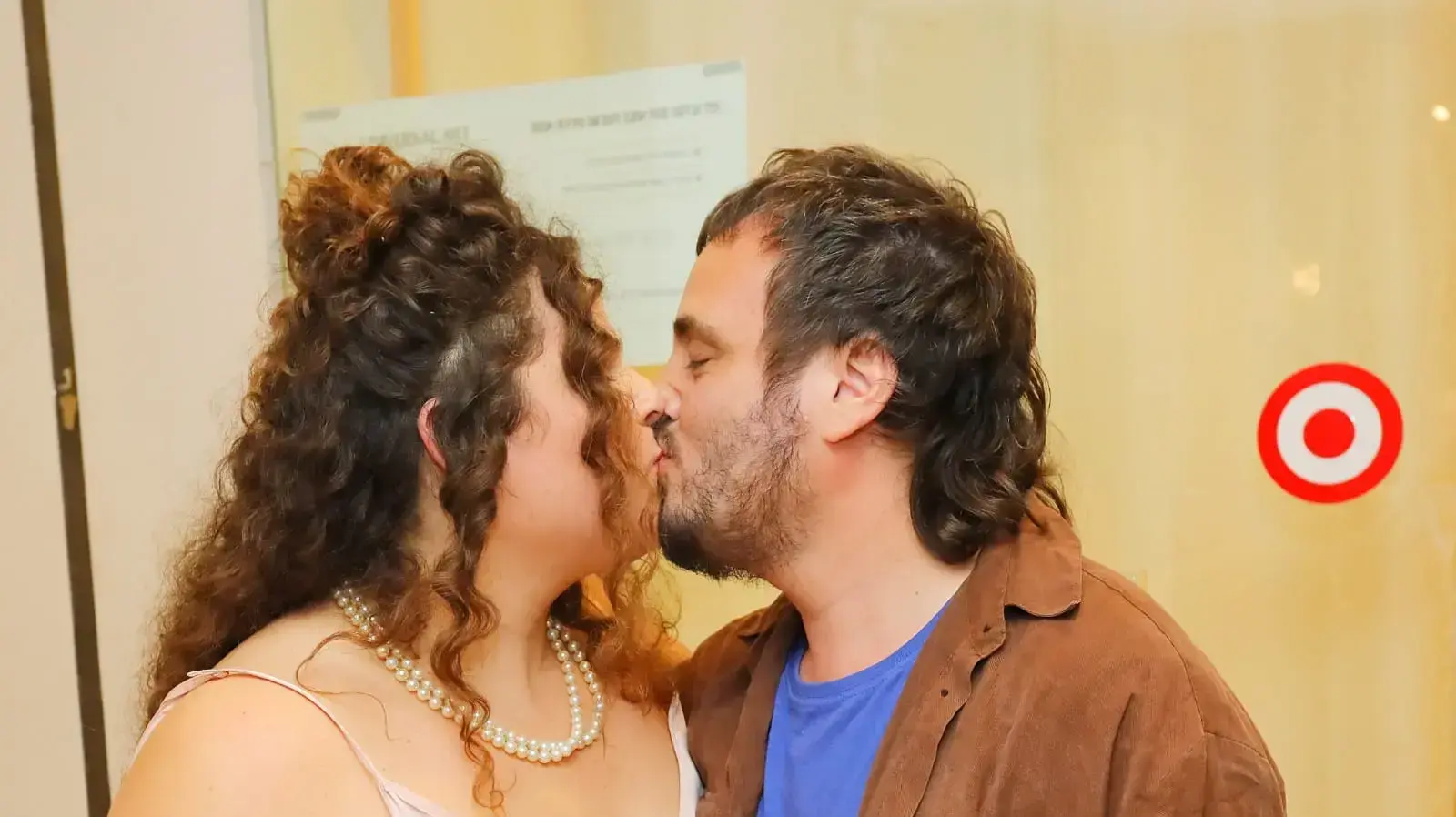 מיה לנדסמן ילדות סכסכניות