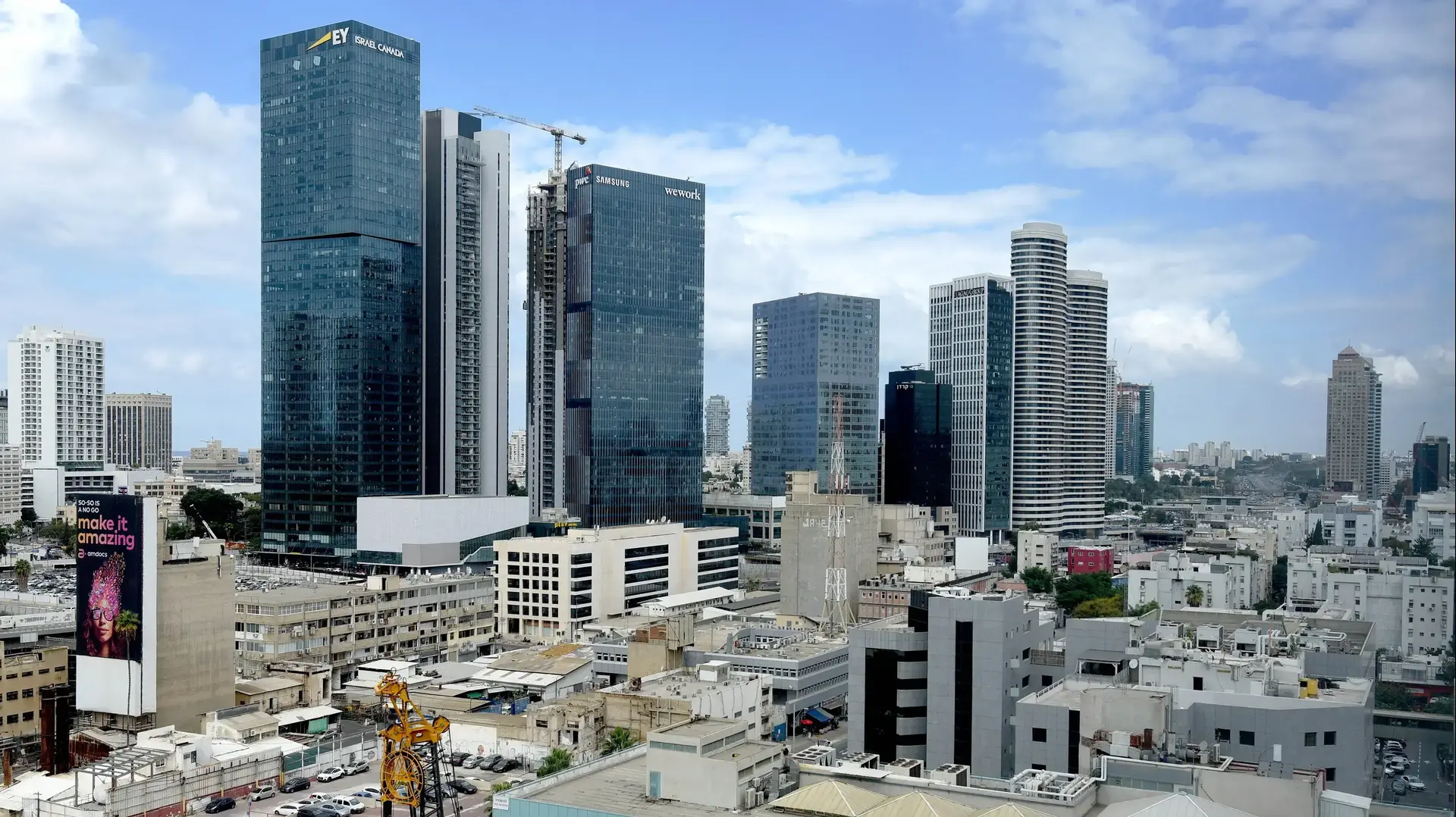 בניינים בתל אביב מתחם הקריה עזריאלי