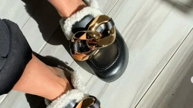 jw anderson, נעליים