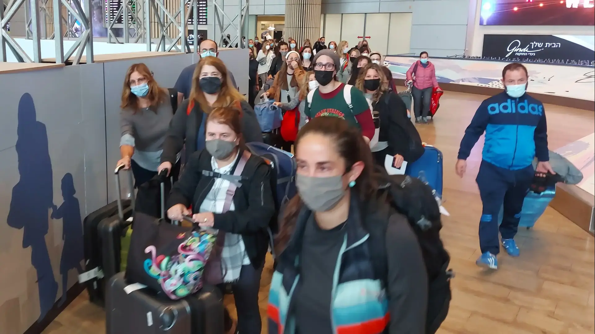 תיירים שהגיעו ב-1 בנובמבר 2021 עם פתיחת ישראל לתיירים