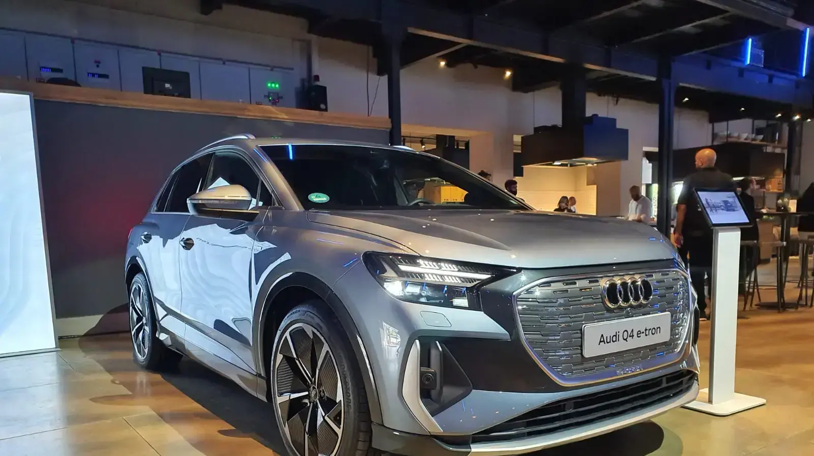 אודי Q4 e-tron