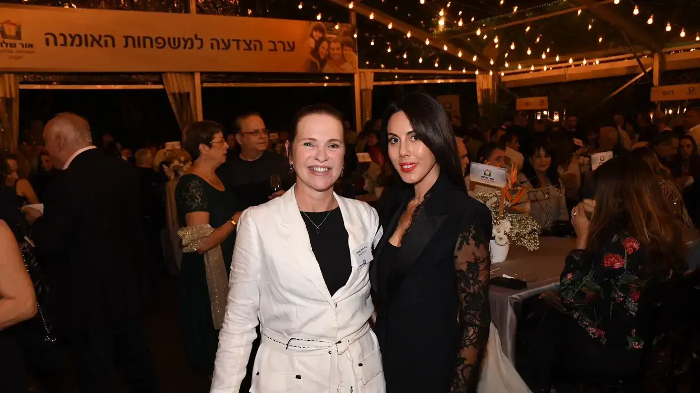 מיטל דנינו וענת רמתי שעשוע