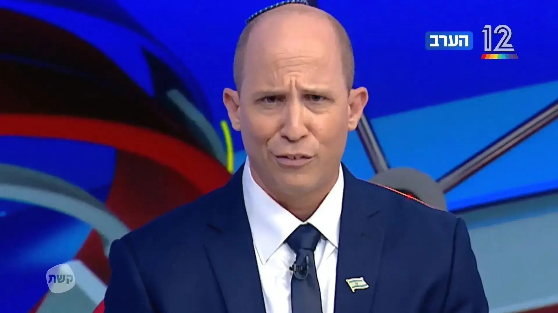 ארץ נהדרת, נפתלי בנט (ערן זרחוביץ')