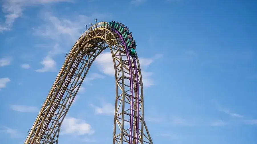 רכבת ההרים  Iron Gwazi