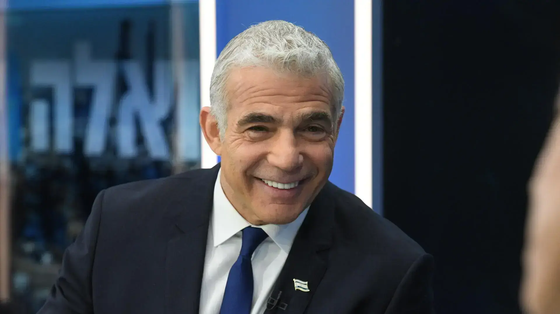 ראיון שר החוץ יאיר לפיד באולפן וואל ה2 בפברואר 2022