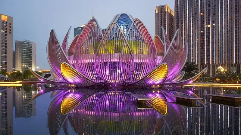 The Lotus Building- נדלן פורים