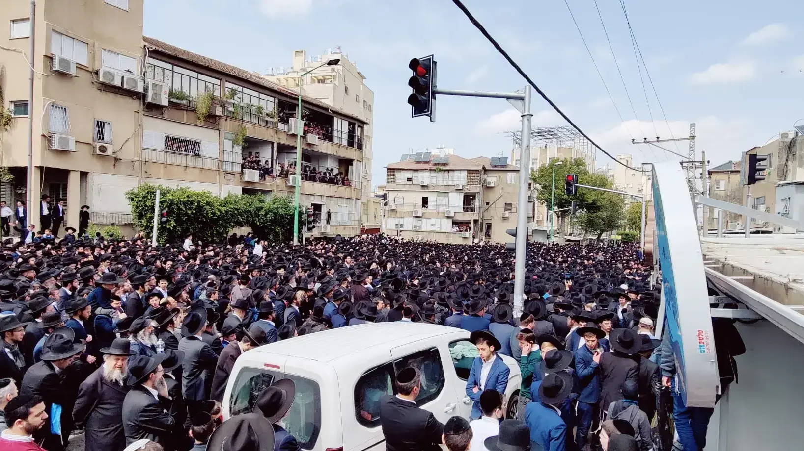 מסע הלוויה של הרב חיים קניבסקי, בני ברק, 20 במרץ 2022