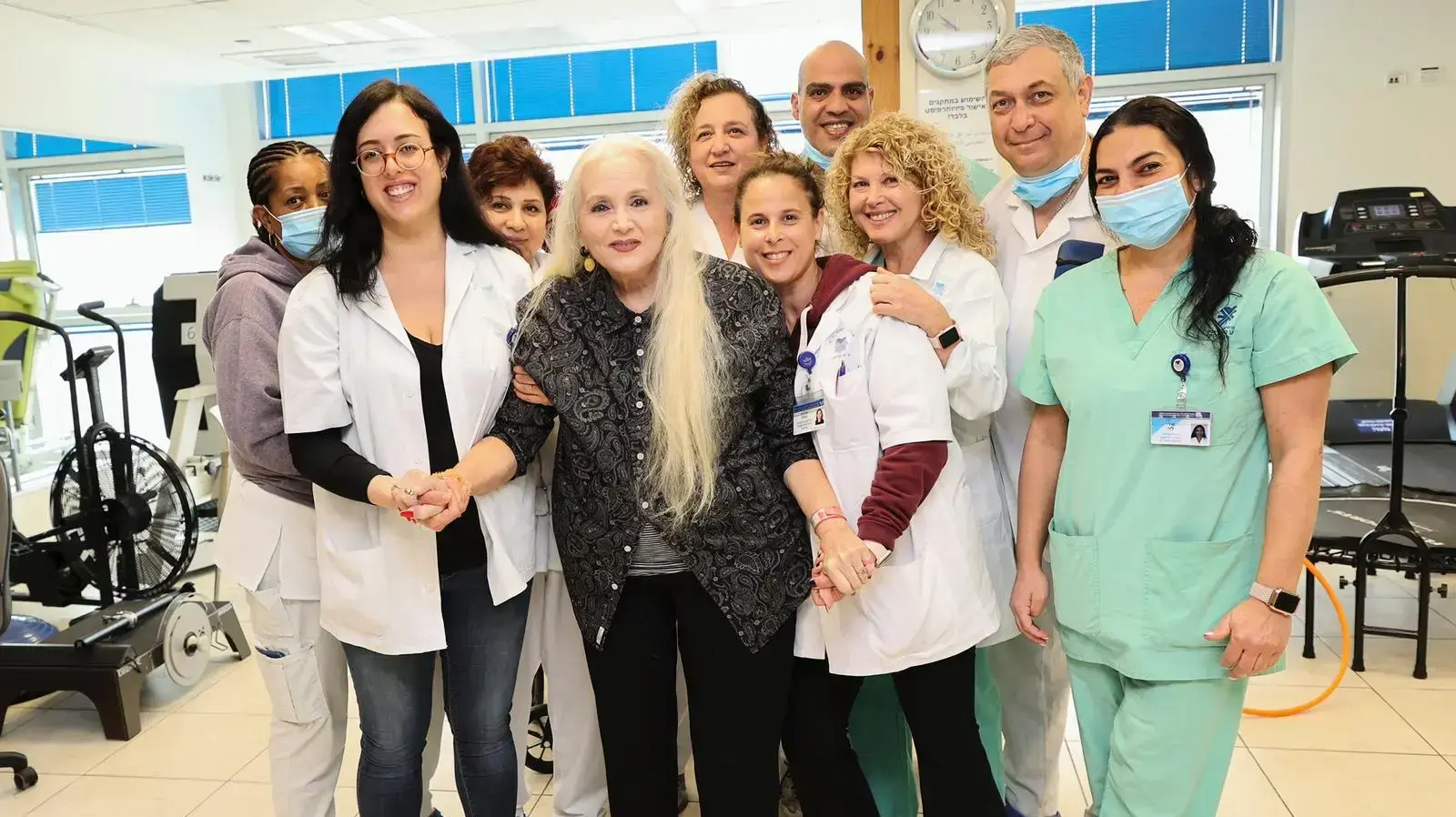 מירי אלוני משתחררת מבית החולים