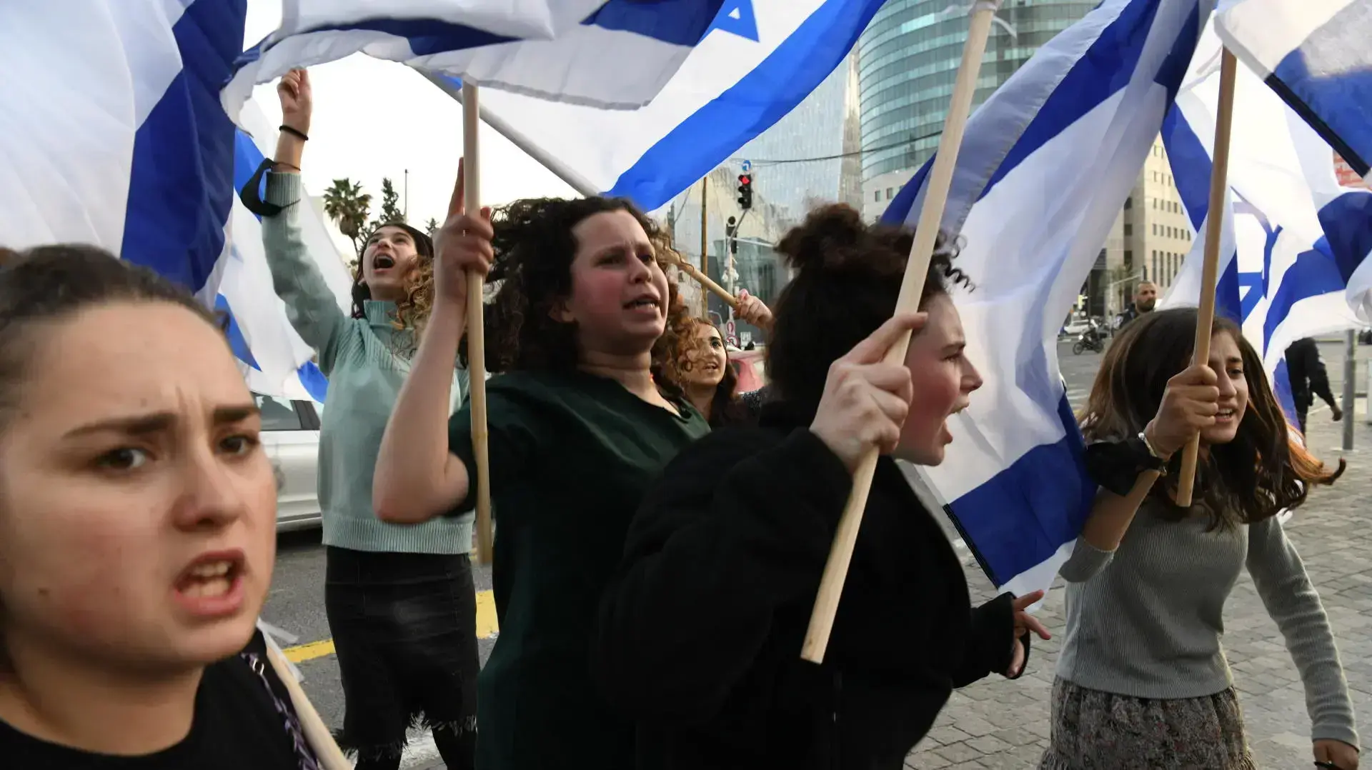 הפנגת ימין בצומת עזריאלי בעקבות בפיגועים בשבוע האחרון 30 במרץ 2022