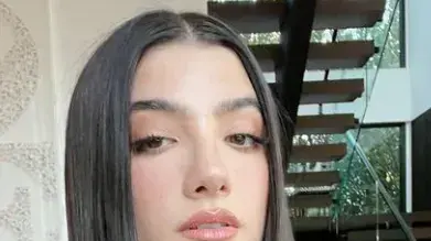 צ'ארלי דאמיליו איפור