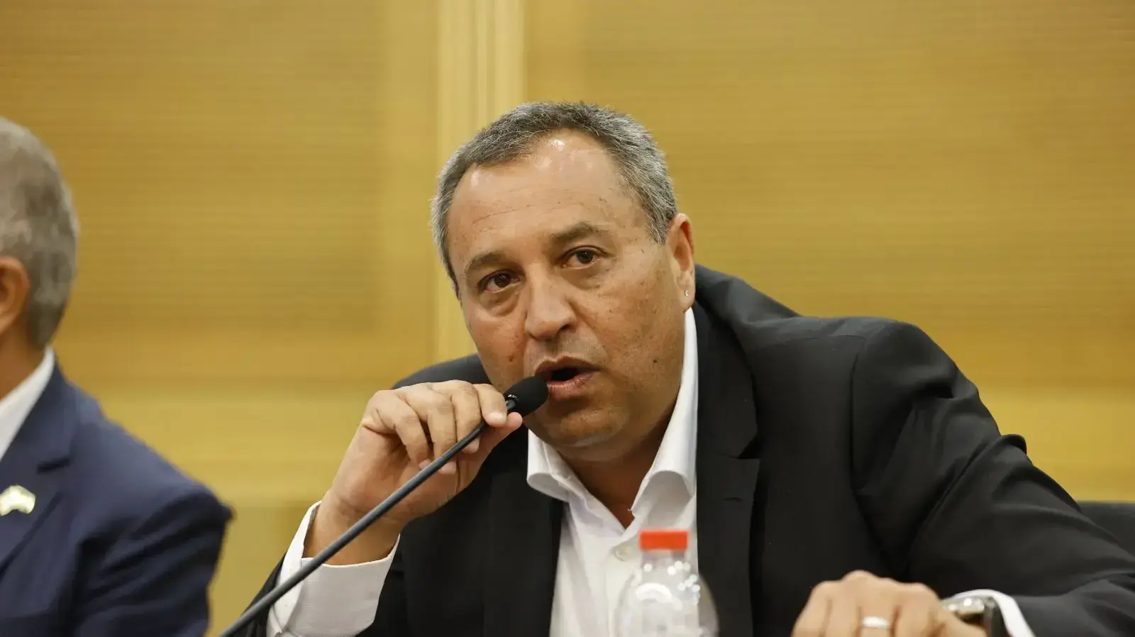 חבר הכנסת סימון דוידסון