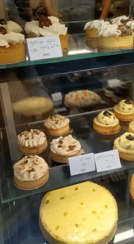 נורי (NORI), דוכן קינוחים, שוק הכרמל, תל אביב
