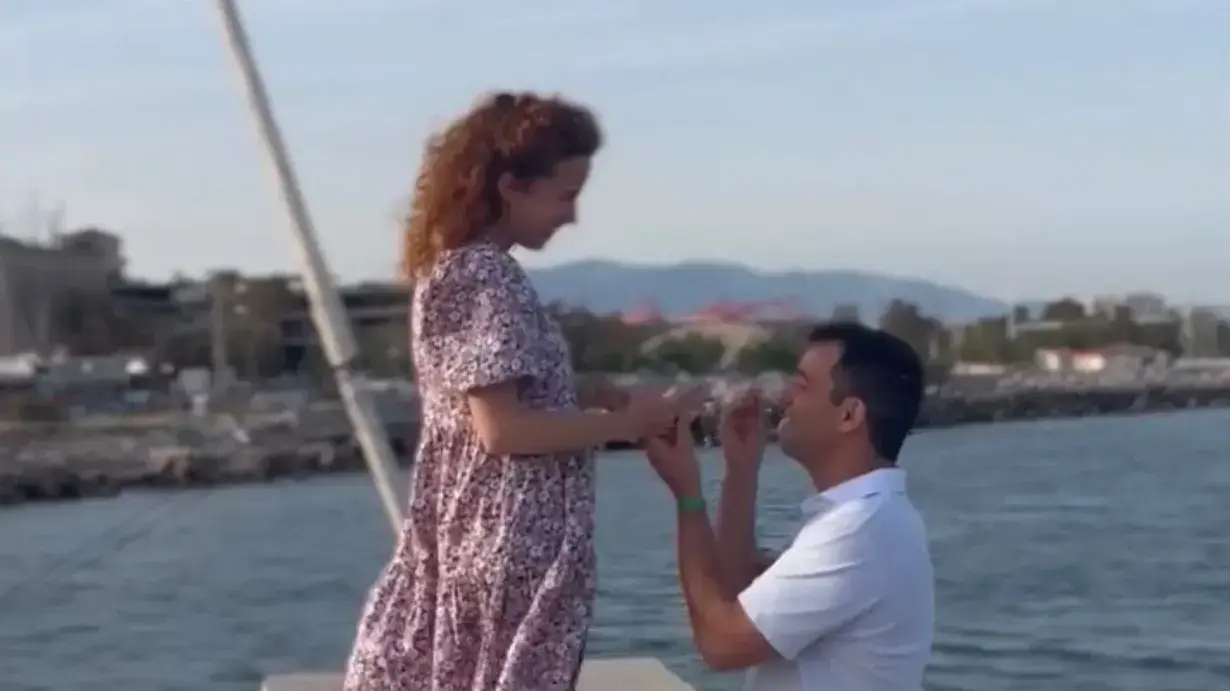 סתיו שפיר התארסה לעמית, בנו של איתן סטיבה