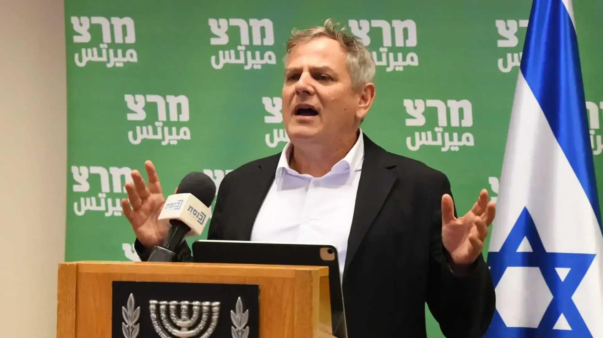 יו"ר מרצ, ניצן הורוביץ
 במהלך ישיבת סיעתו 27 ביוני 2022
