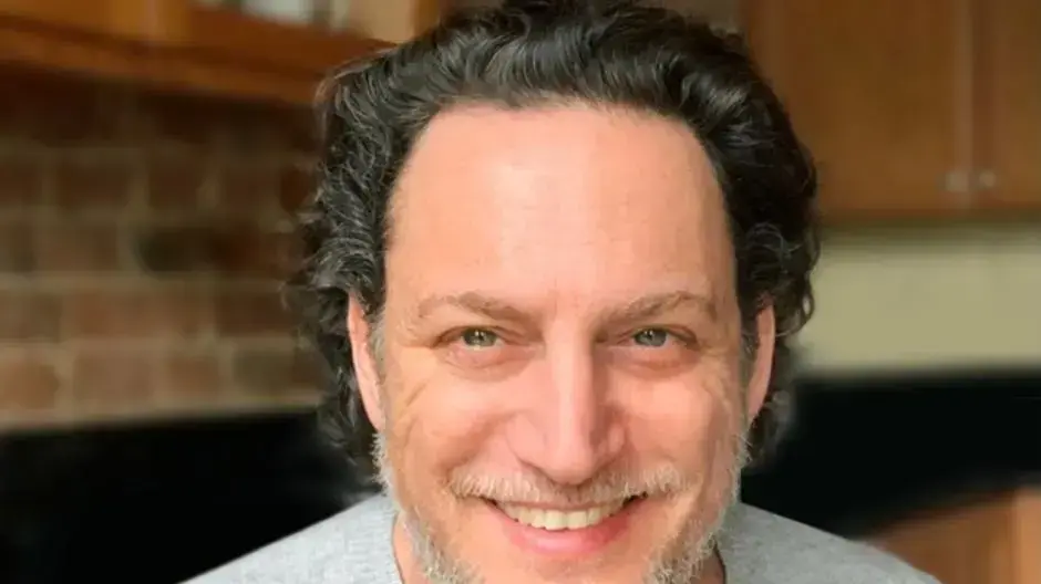 יחזקאל לזרוב