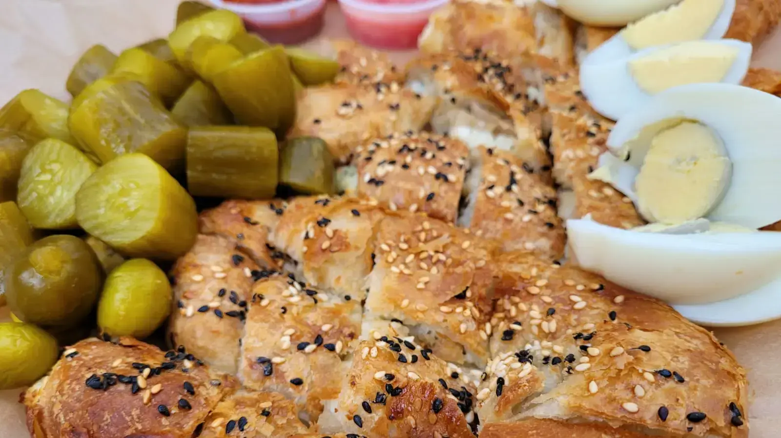 בורקס איזמיר, השוק הטורקי בחיפה