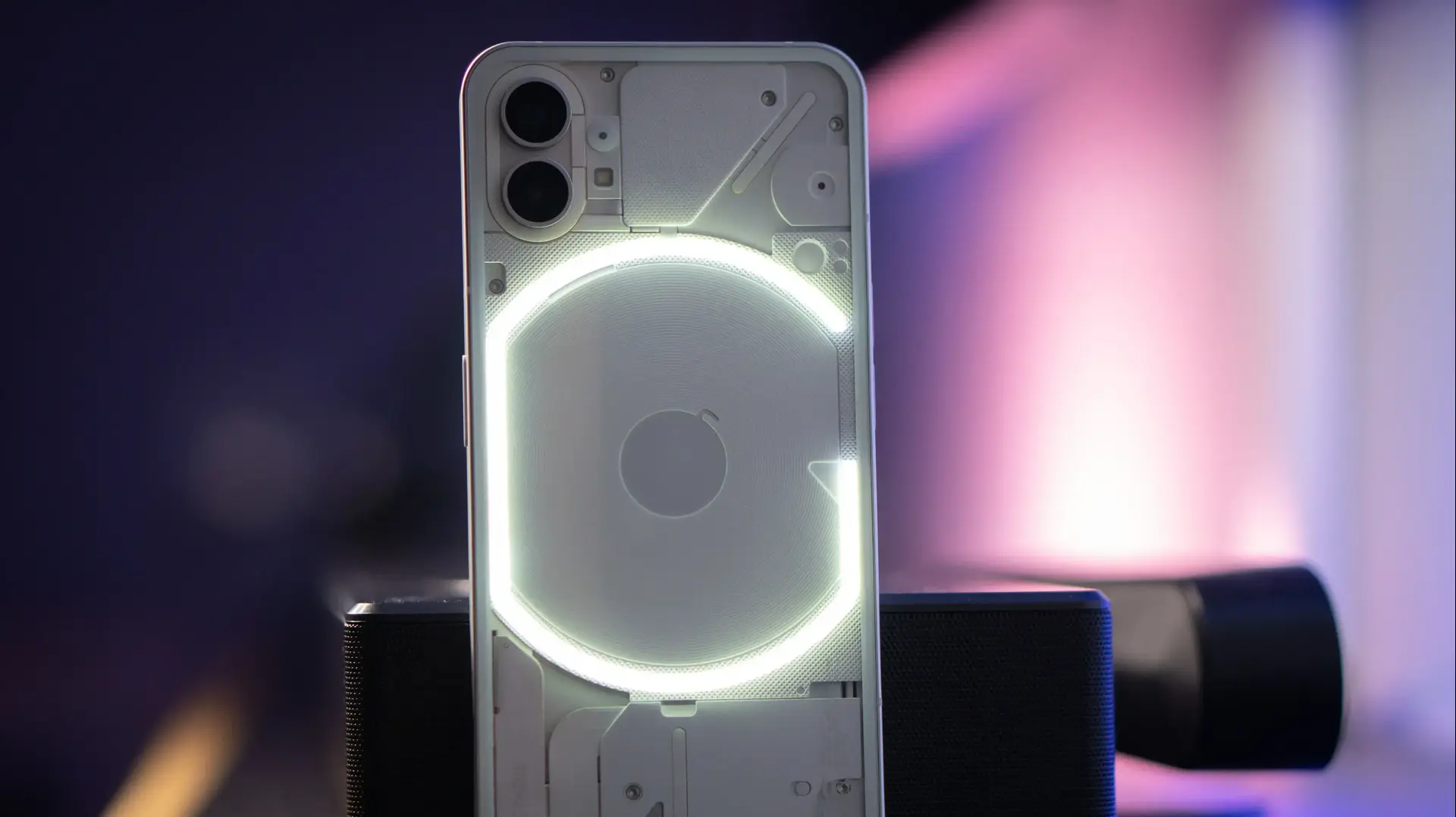 Nothing Phone (1)