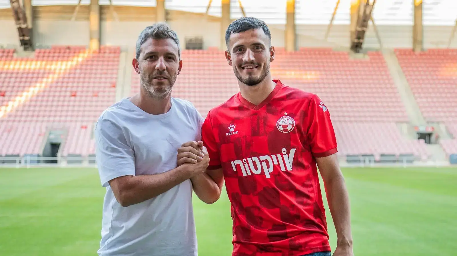 אסטריט סלמאני עם מנכ"ל הפועל באר שבע גיא פרימור