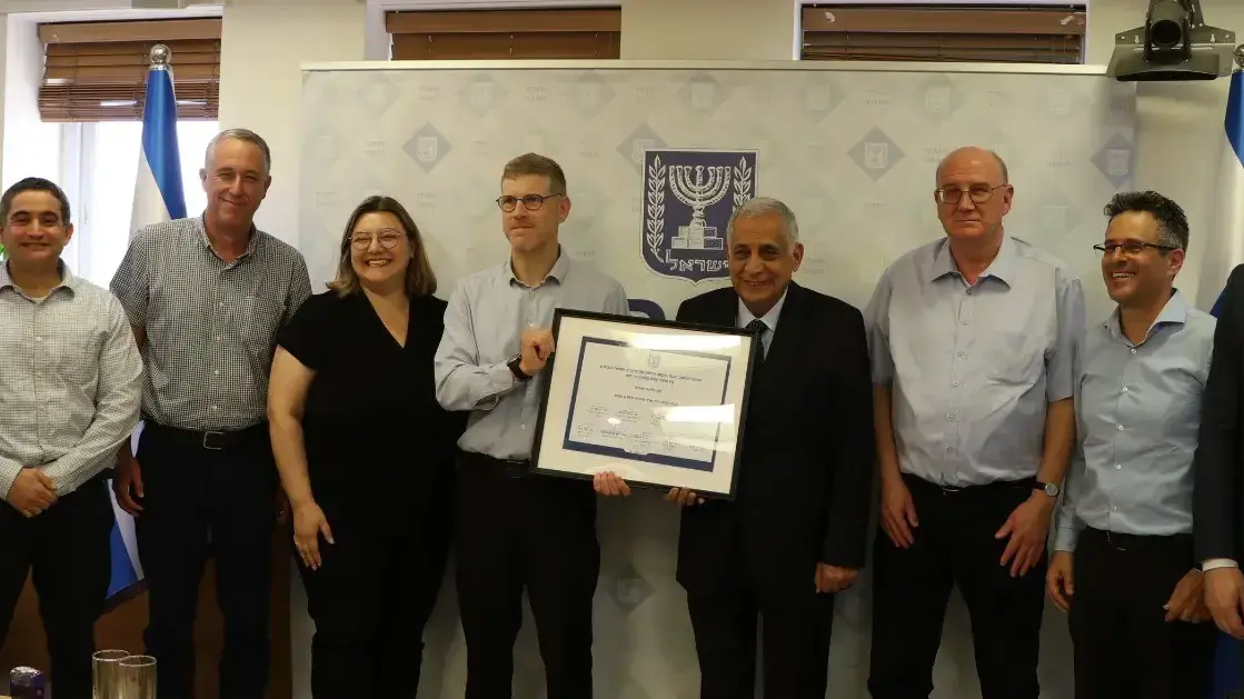חתימה על הרחבת כביש 6