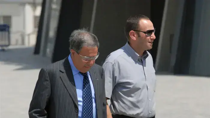 דני קליין, יו"ר הפועל ירושלים, לצד שמעון מזרחי, יו"ר מכבי ת"א