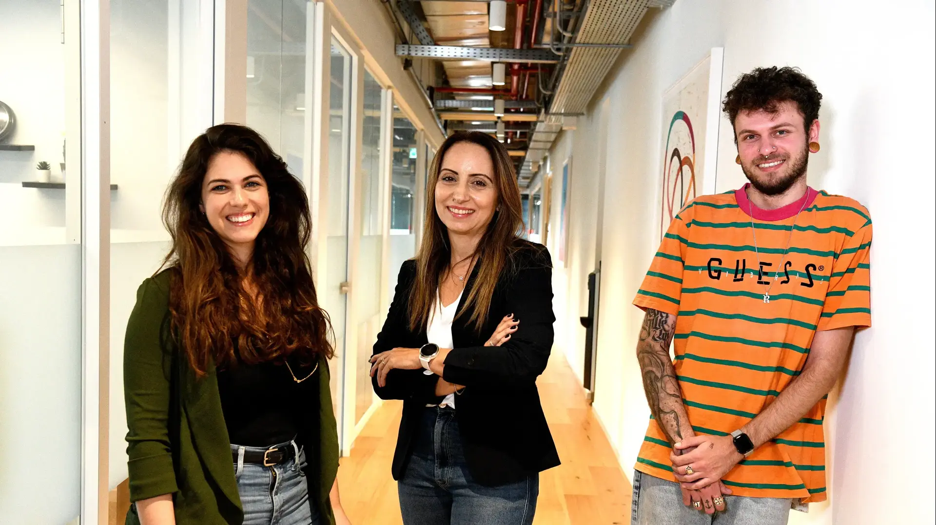 תן ביס ראשית תן ביס אריאל ברודי בירוק אודליה אלון בשחור ורום פלד בכתום