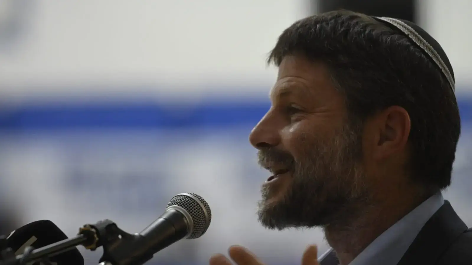בצלאל סמוטריץ' יו"ר מפלגת הציונות הדתית באירוע משותף עם איתמר בן גביר 26 באוקטובר 2022