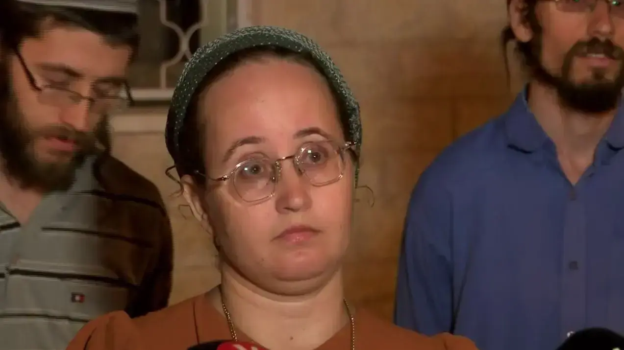 נחמה תאנה, מתלוננת נגד הרב טאו