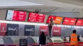 נוסעת התפרעה בצ'ק אין בשדה התעופה במקסיקו סיטי