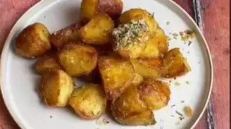 שיטה להכנת תפוחי אדמה בתנור