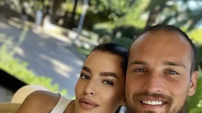 פרדראג ראיקוביץ' עם אשתו אנה פרדראג ראיקוביץ' עם אשתו אנה
