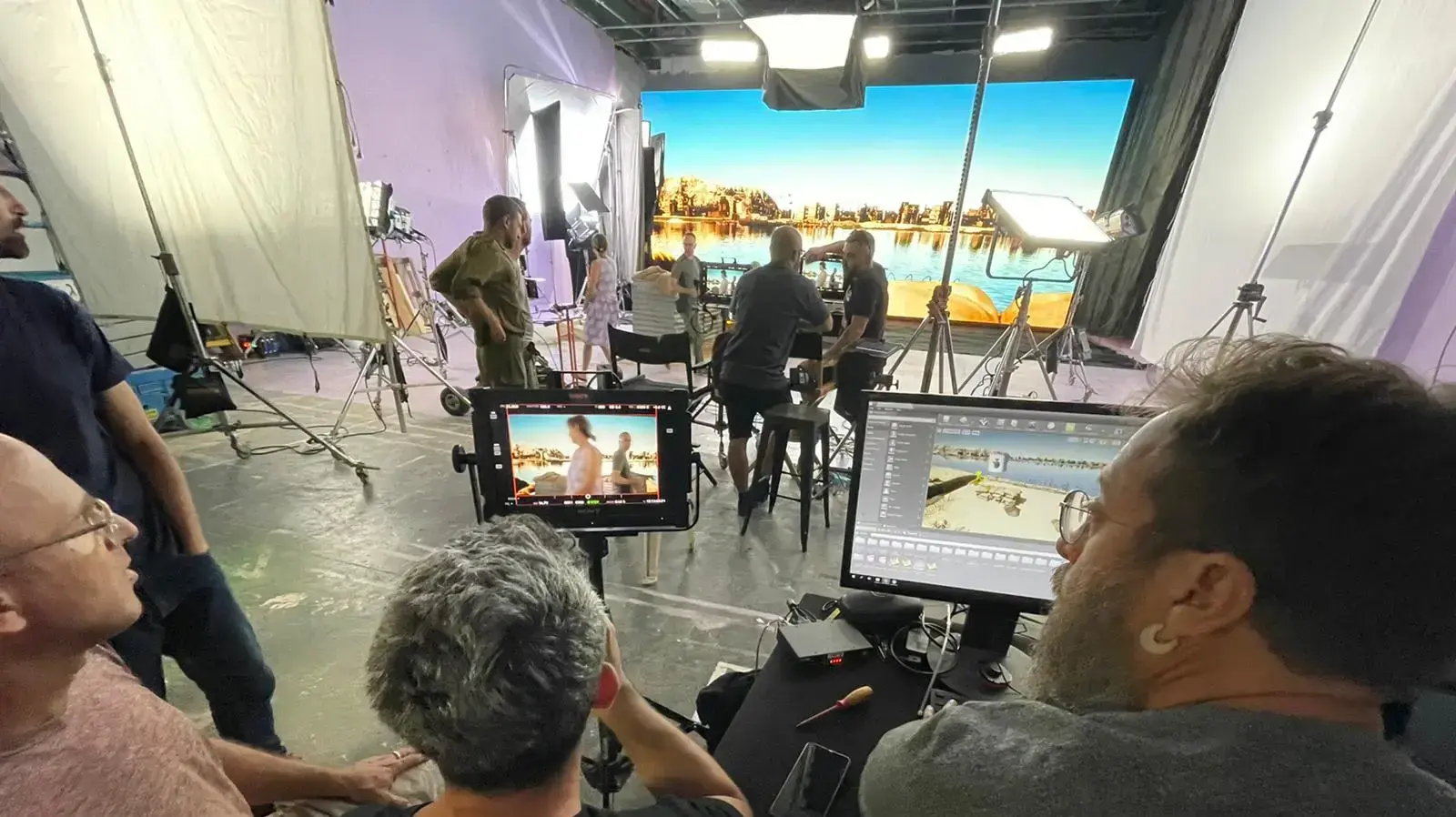 הסט הוירטואלי של UNREAL