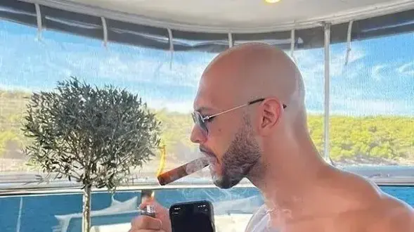 אנדרו טייט