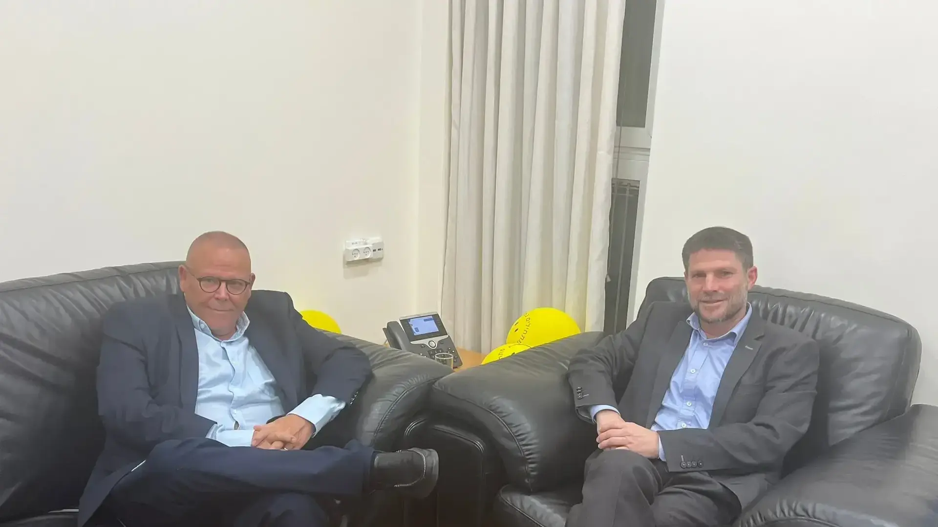 שר האוצר  בצלאל סמוטריץ' נפגש עם יו״ר ההסתדרות ארנון בר דוד,17 בינואר 2023