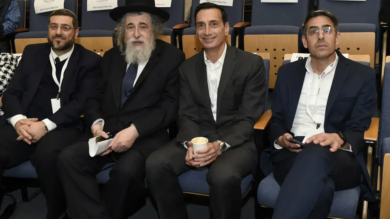 מימין לשמאל : שלומי תורג'מן מנכ"ל אטלס, מתיו ברונפמן איש העסקים ופילנתרופ, יצחק שפירא איש העסקים ופילנתרופ ויו"ר ארגון ESJF, אור בן שושן שותף ומנהל מקרן ההון סיכון SIBF