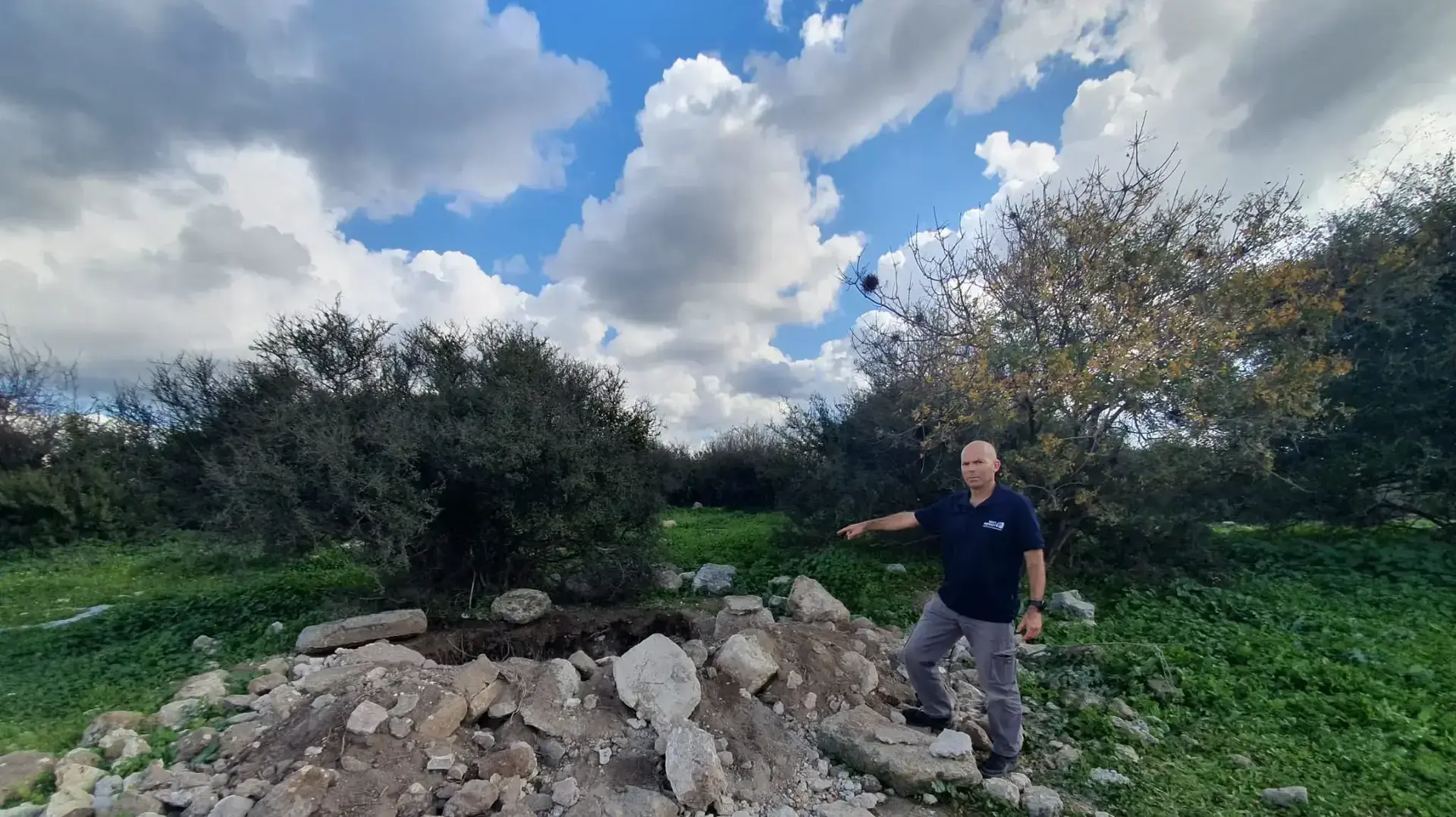 שודדי עתיקות נתפסו הורסים גת ופסיפס עתיקים בחורבת "סוגר" בגליל המערבי