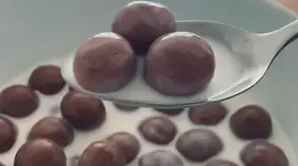 ארוחת בוקר מפתיעה עם מלטיזרס