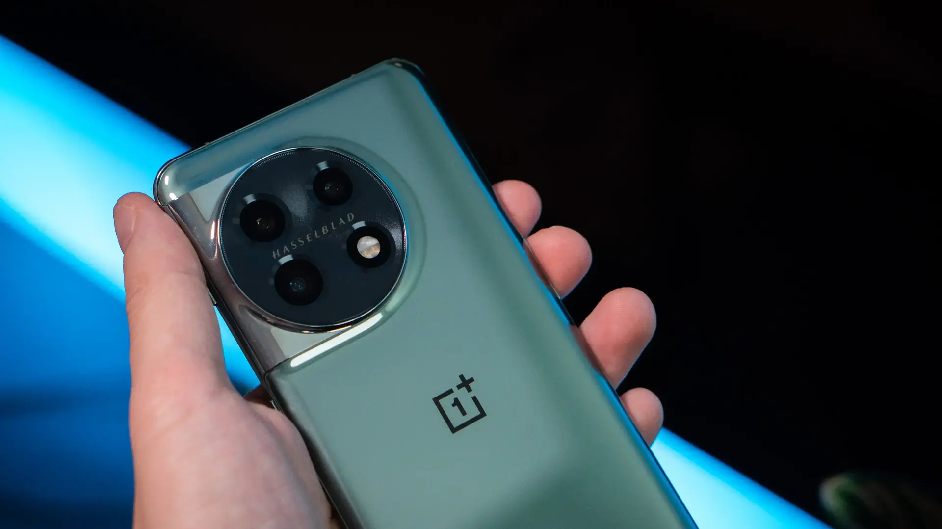 OnePlus 11