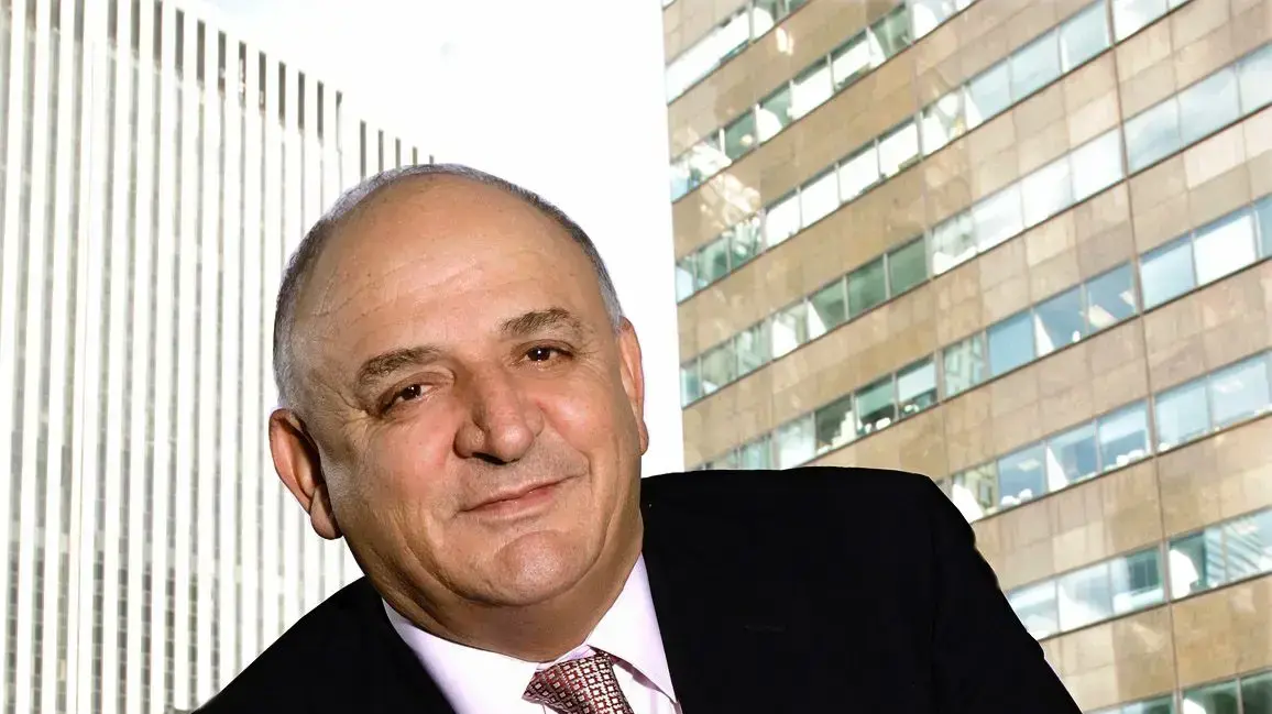 יצחק תשובה, יו"ר קבוצת דלק
