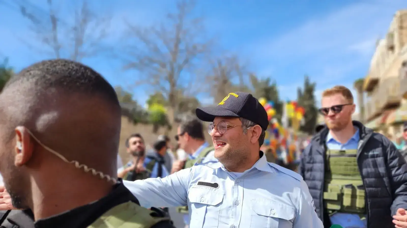 איתמר בן גביר מחופש לשוטר