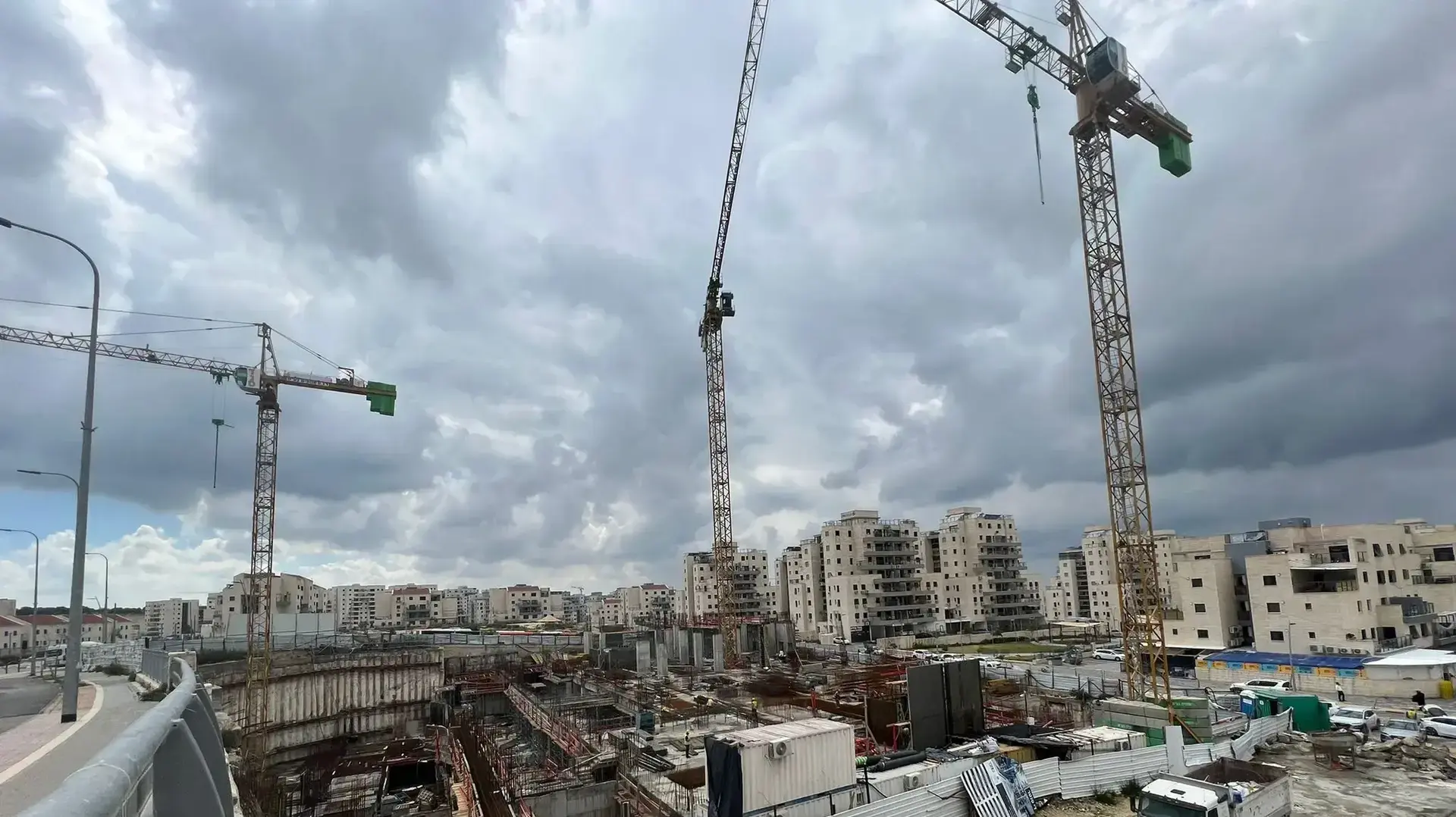 מכתב הרבנים שמאיים לשנות את כללי הבנייה רבת הקומות בישראל.