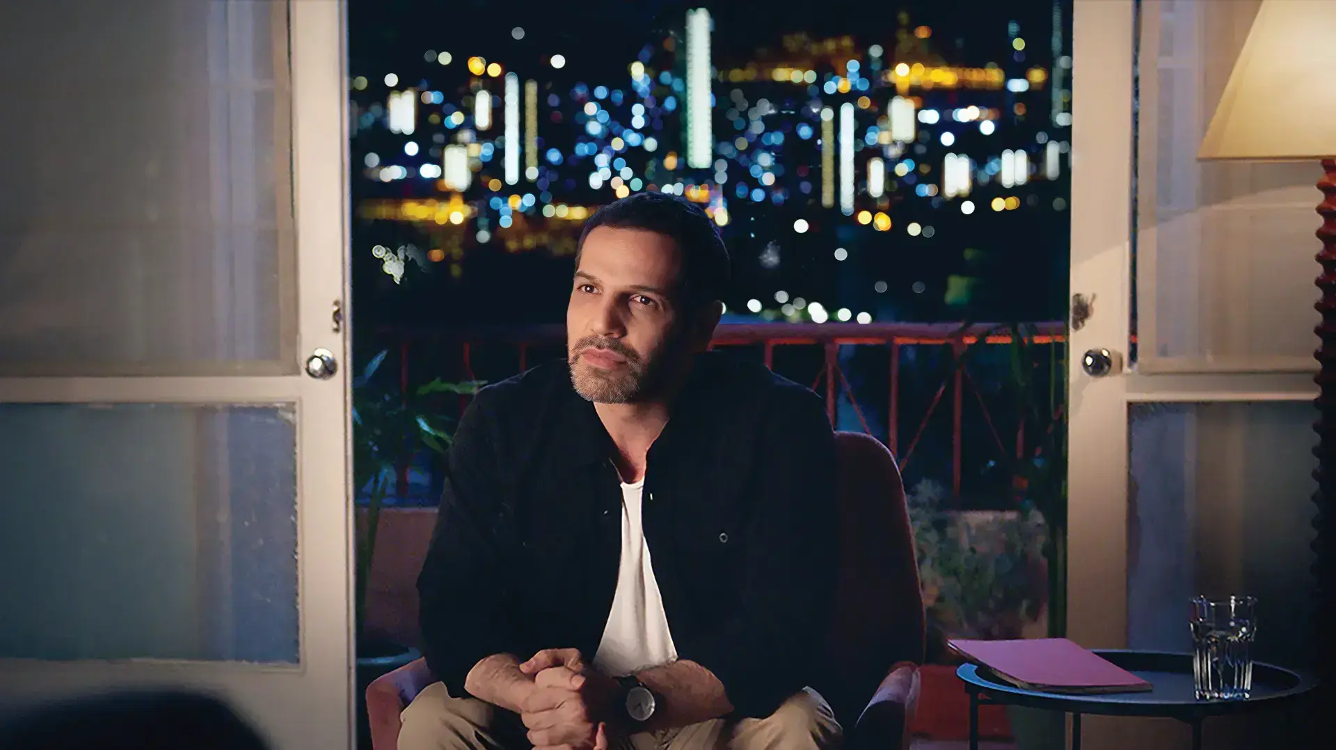 טריילר לסדרה "טיפול לילי" של yes בכיכובו של יוסף סוויד